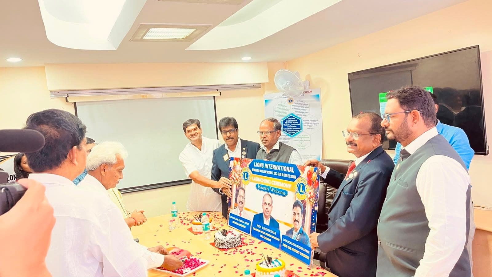 Realtors Media meeting photo 7
